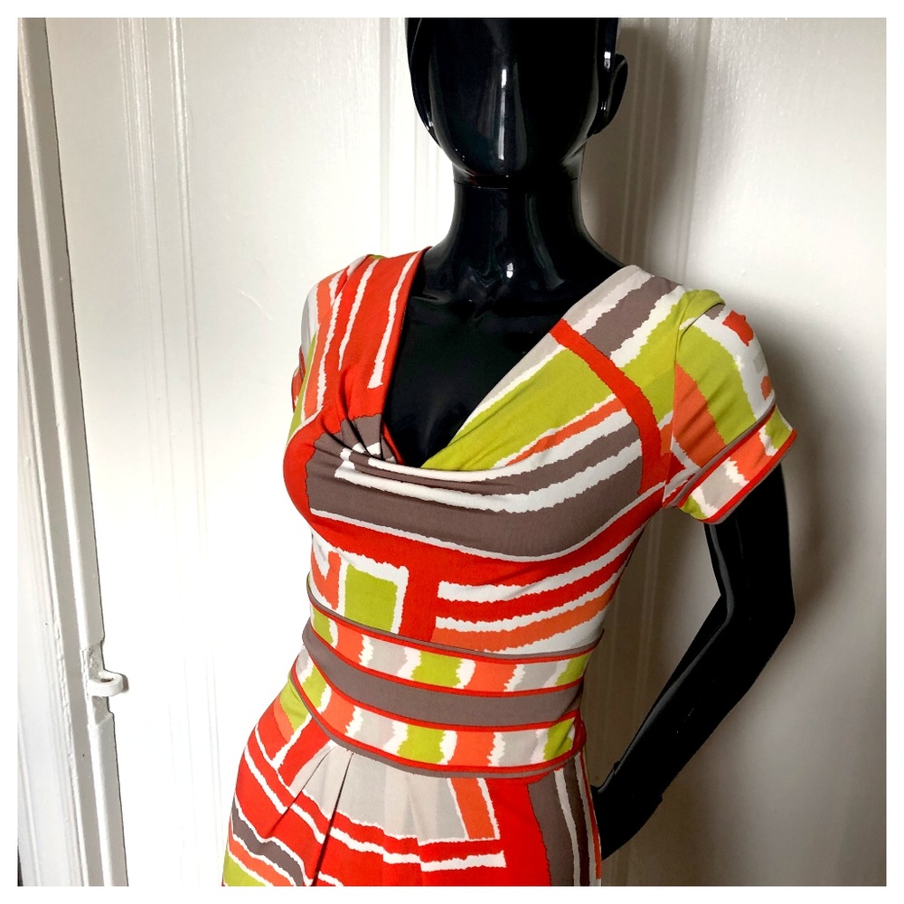 SOLD! BCBGMAXAZRIA Geometric Pattern Dress - Picture 2 of 7